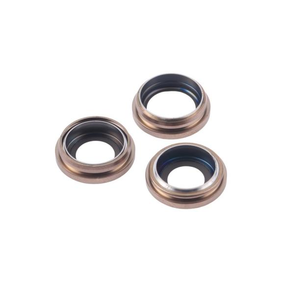 Lente para iPhone 16 Pro Max en color dorado